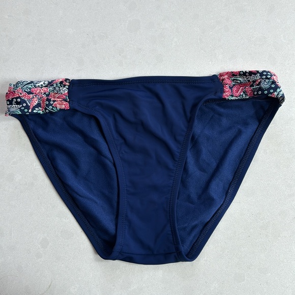 Lole bikini - Picture 4 of 7